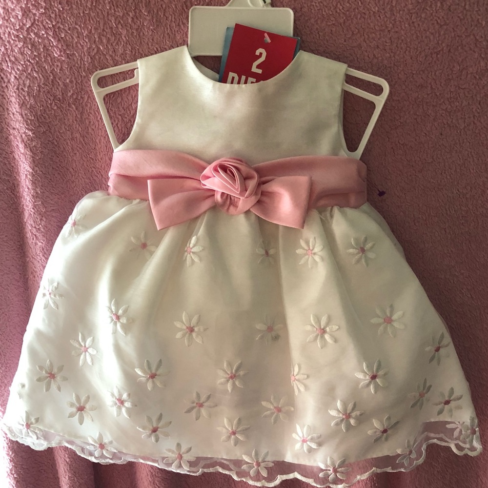Girls dress